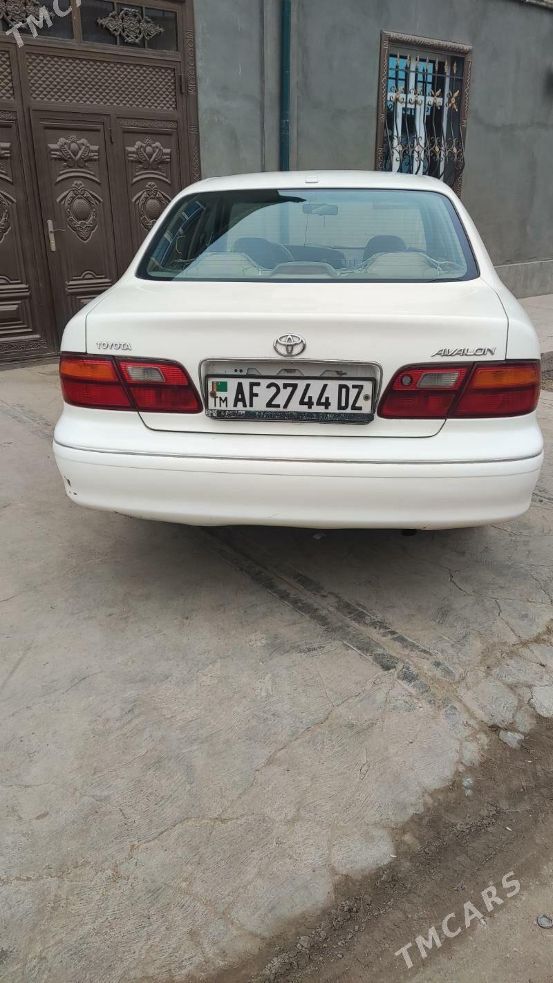 Toyota Avalon 1998 - 130 000 TMT - Гурбансолтан Едже - img 2