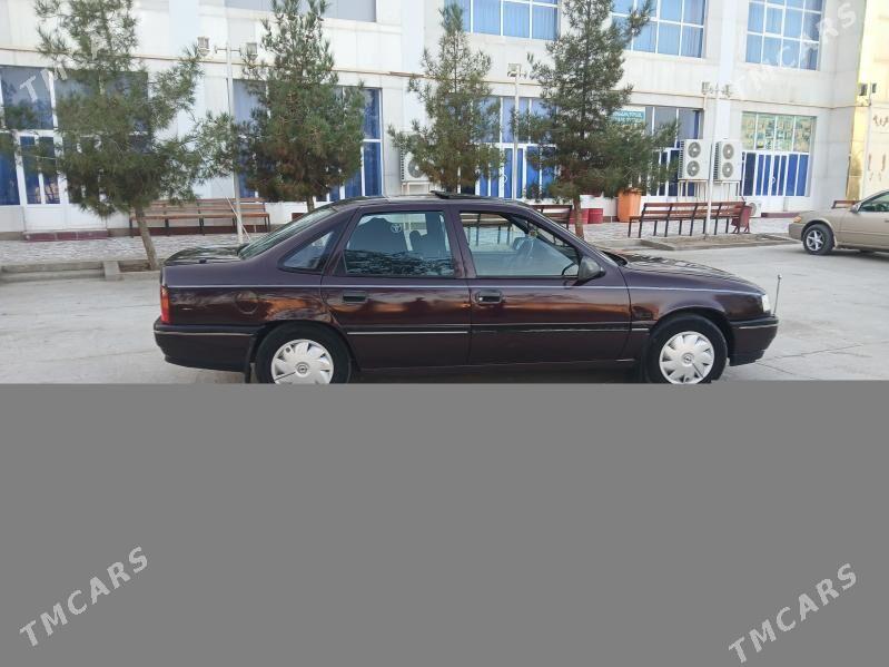Opel Vectra 1991 - 40 000 TMT - Мары - img 5