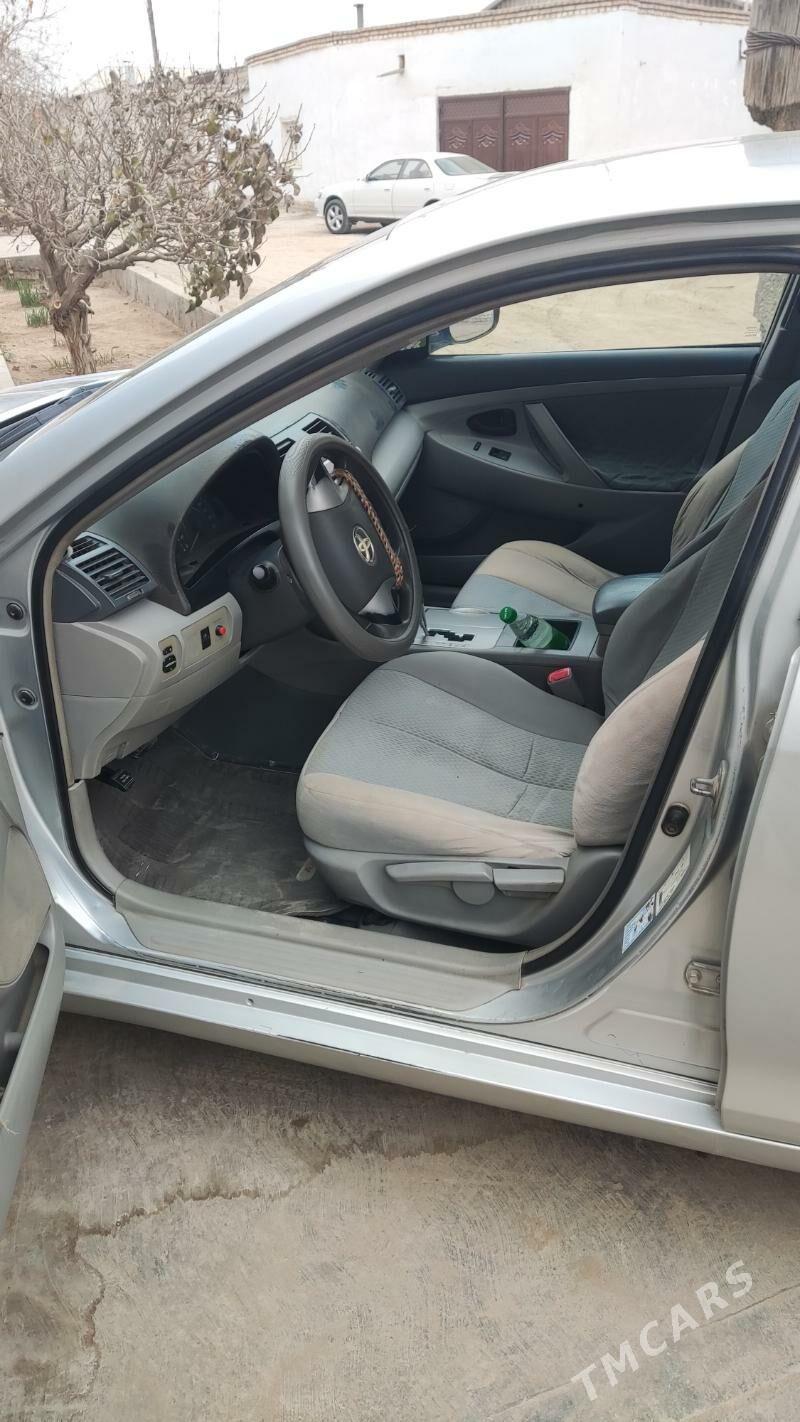 Toyota Camry 2008 - 140 000 TMT - Гурбансолтан Едже - img 7