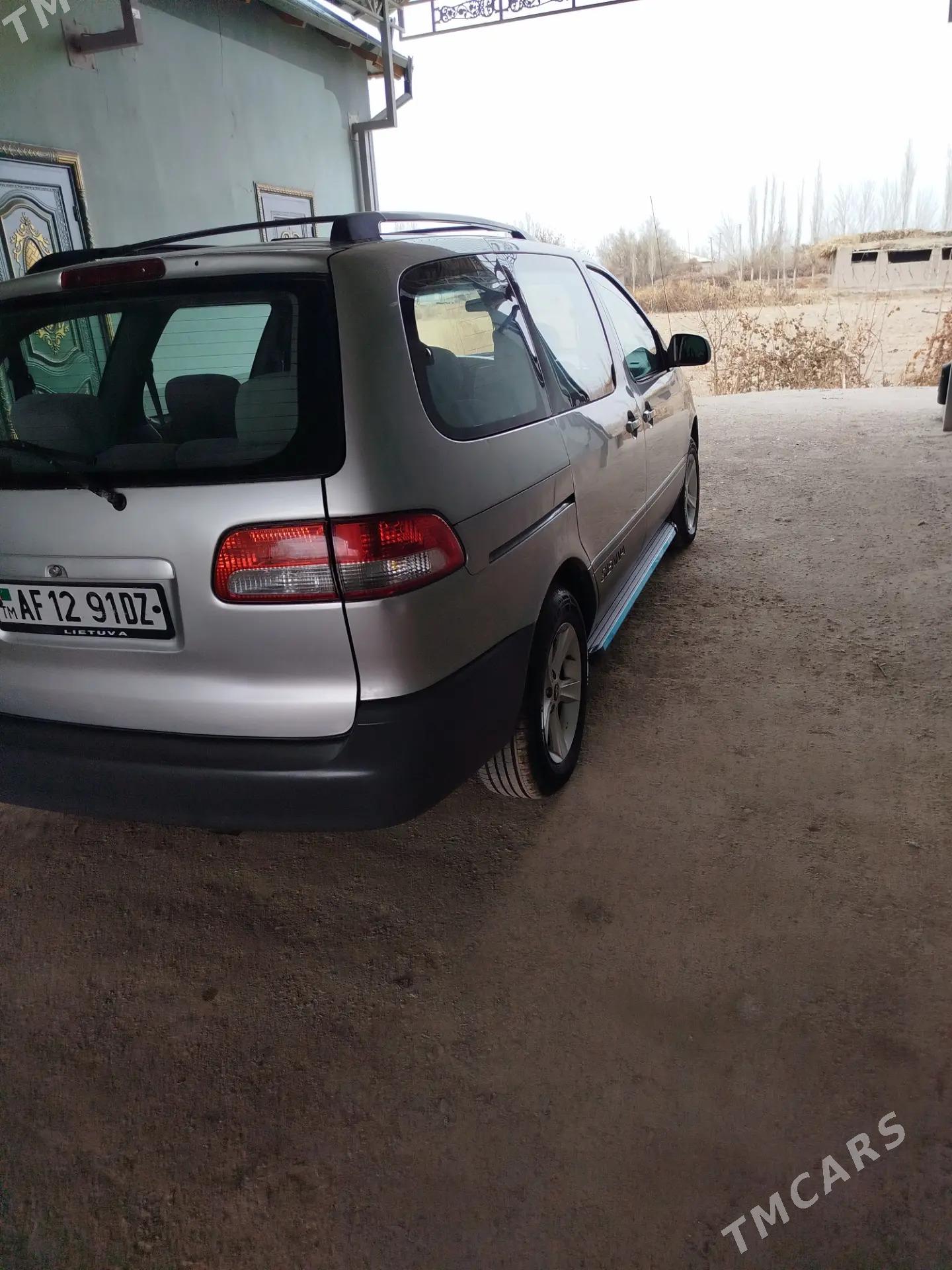 Toyota Sienna 2002 - 190 000 TMT - Gubadag - img 9