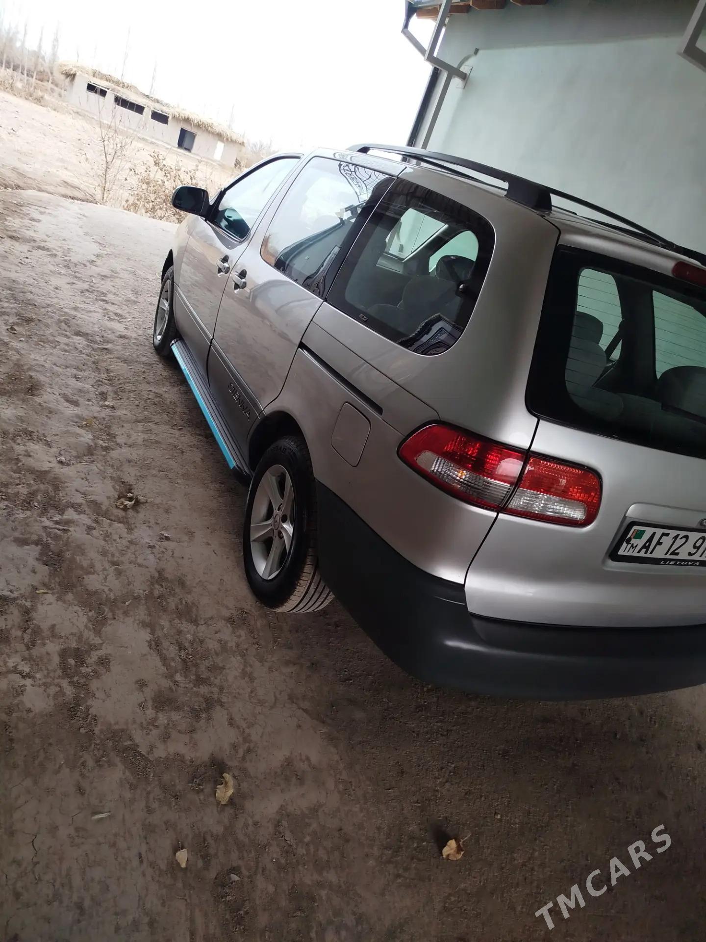 Toyota Sienna 2002 - 190 000 TMT - Gubadag - img 7