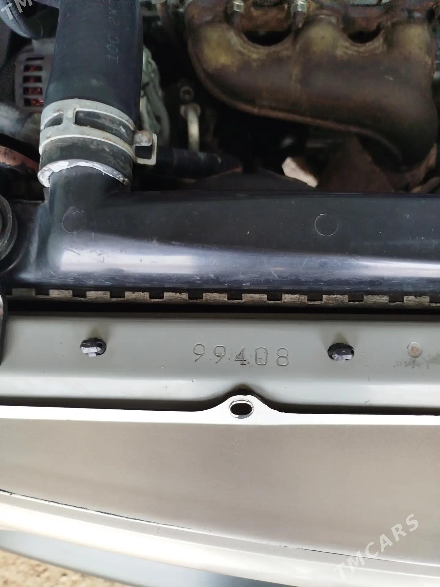 Toyota Sienna 2002 - 190 000 TMT - Gubadag - img 8