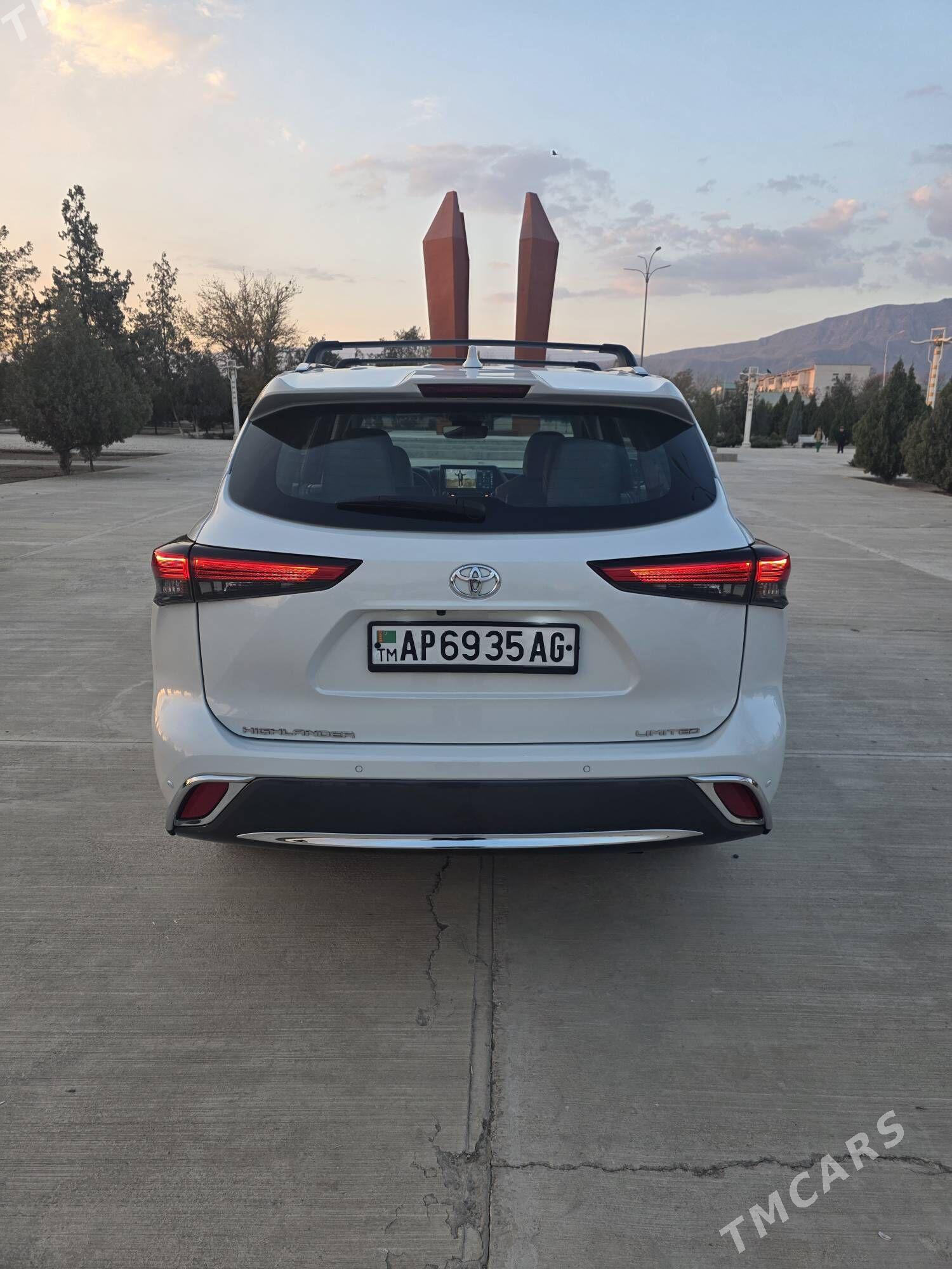 Toyota Highlander 2022 - 624 000 TMT - Бузмеин ГРЭС - img 6