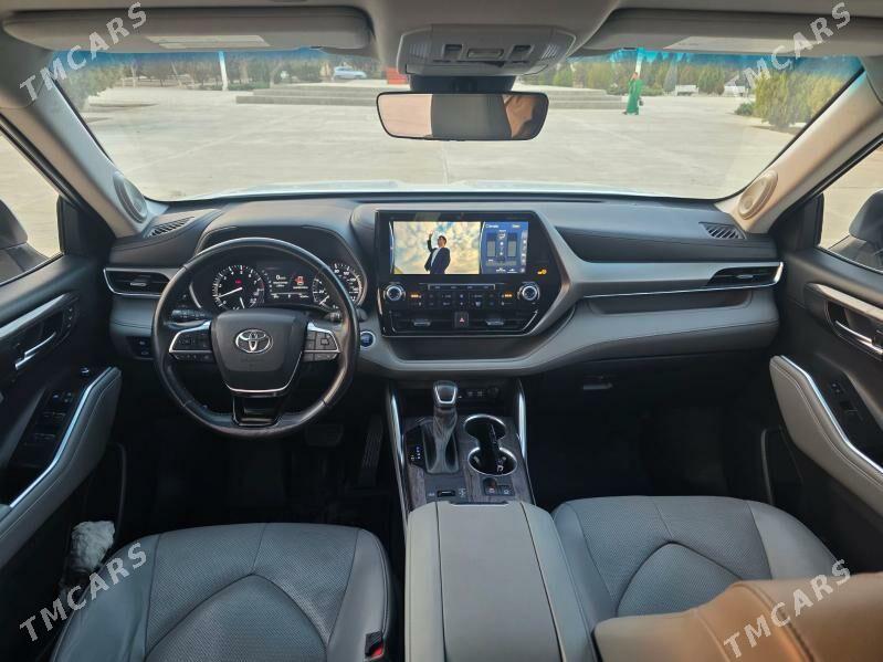 Toyota Highlander 2022 - 624 000 TMT - Бузмеин ГРЭС - img 7