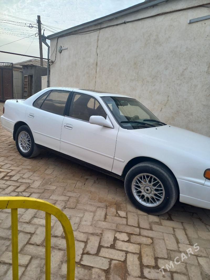 Toyota Camry 1993 - 95 000 TMT - Ёлётен - img 2