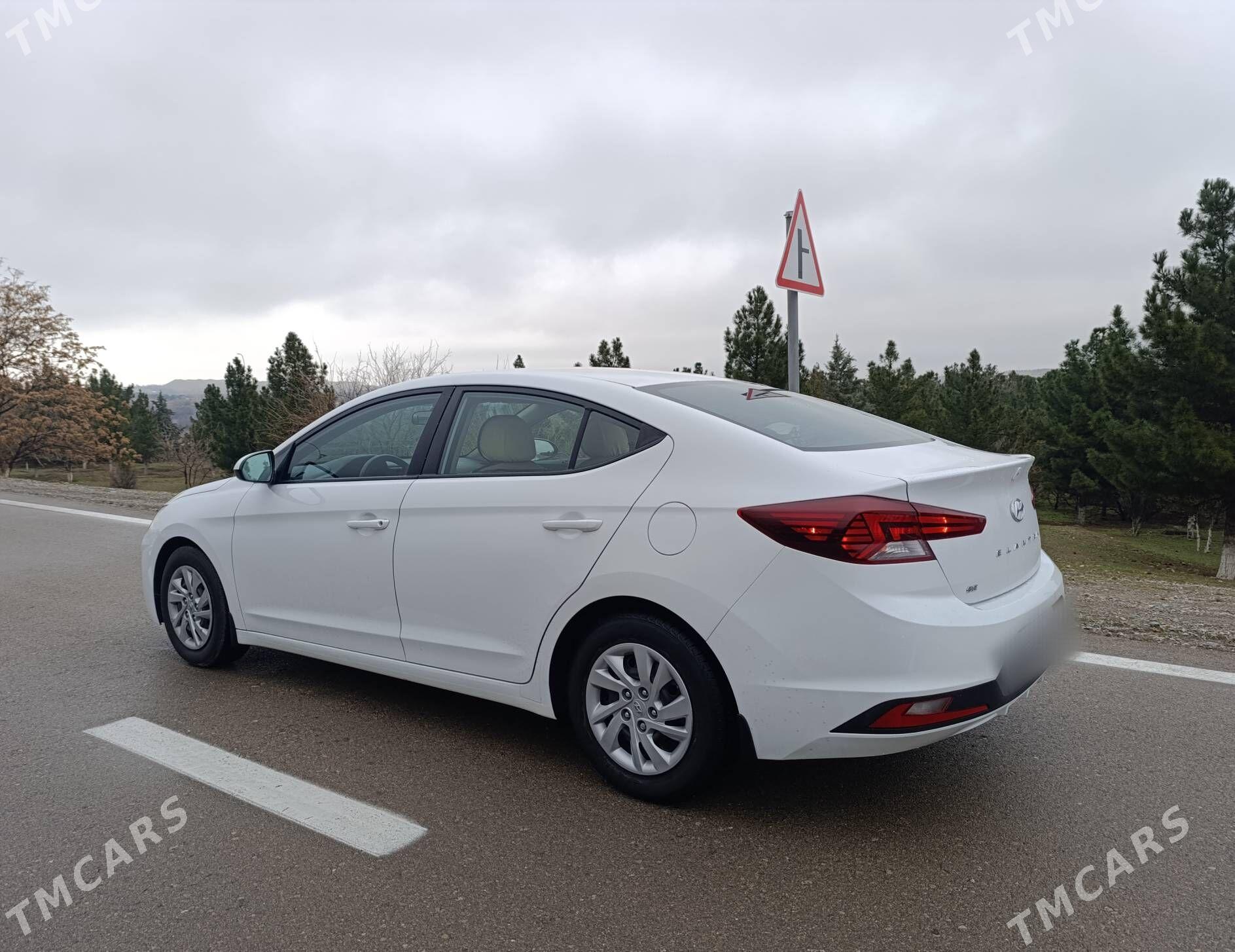 Hyundai Elantra 2020 - 235 000 TMT - Ашхабад - img 4