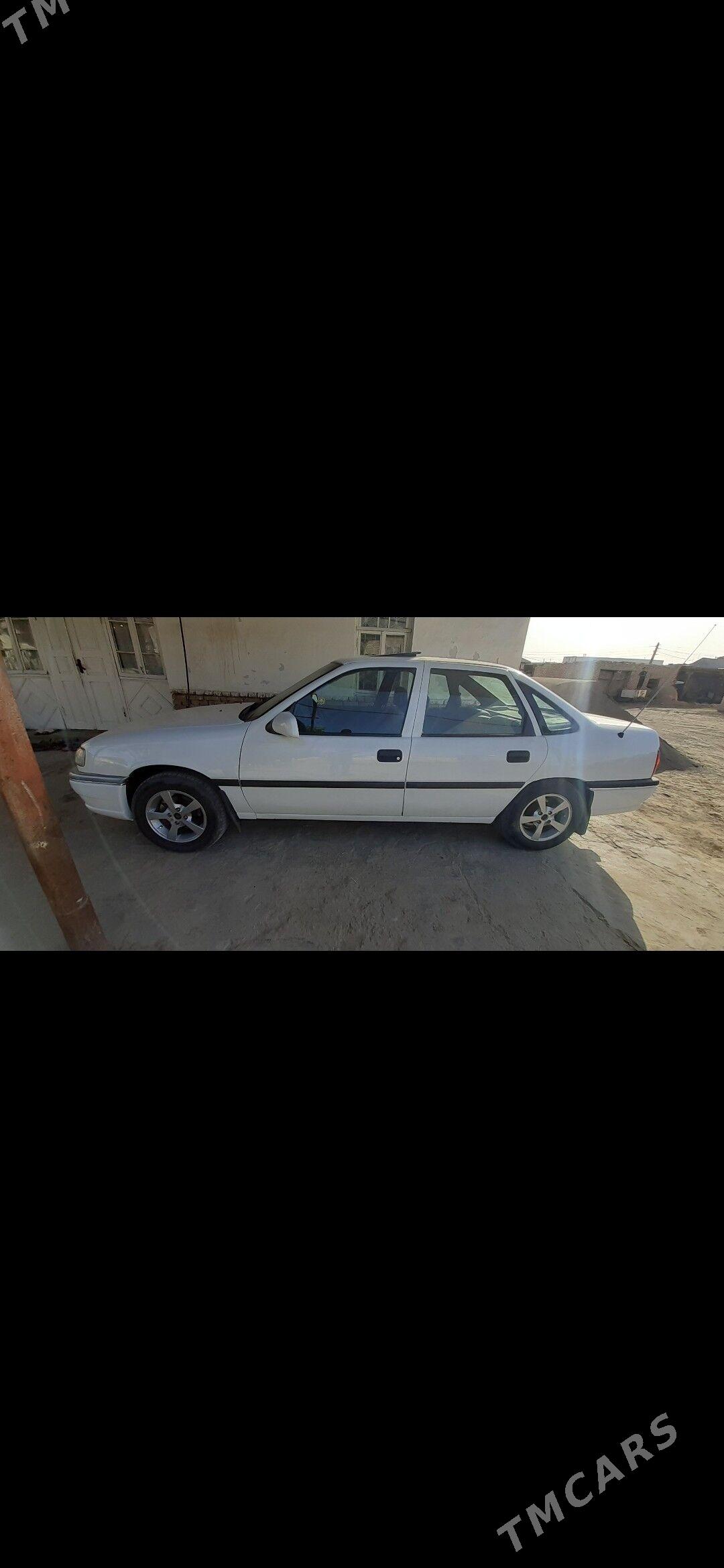 Opel Vectra 1994 - 40 000 TMT - Мары - img 4