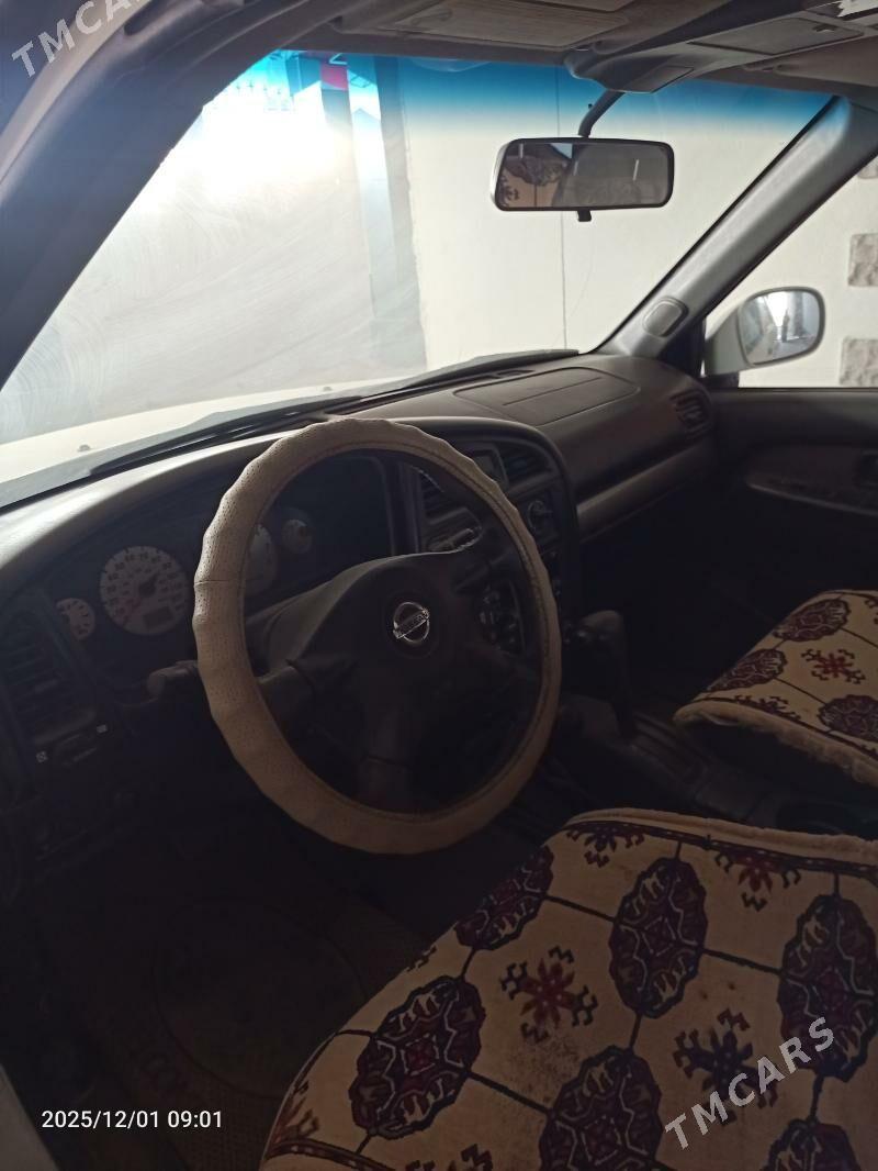Nissan Pathfinder 2003 - 110 000 TMT - Халач - img 7