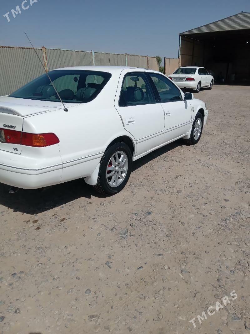 Toyota Camry 1997 - 123 000 TMT - Бабадайхан - img 4