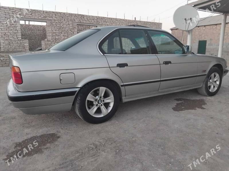 BMW 535 1990 - 45 000 TMT - Этрек - img 10