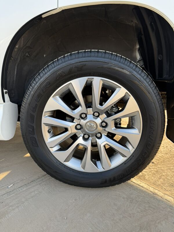 Toyota Land Cruiser Prado 2023 - 1 090 000 TMT - Туркменабат - img 7