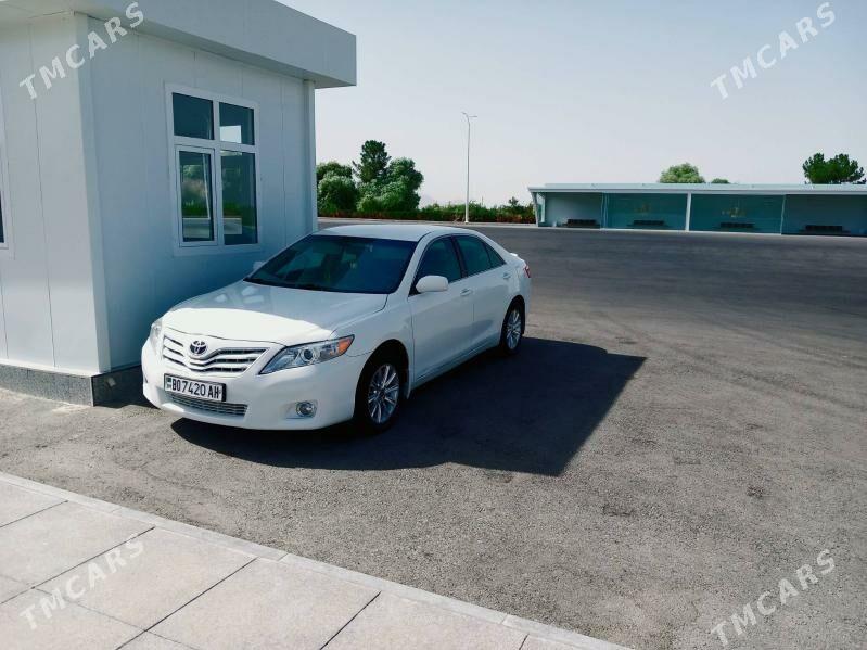 Toyota Camry 2010 - 185 000 TMT - Теджен - img 2