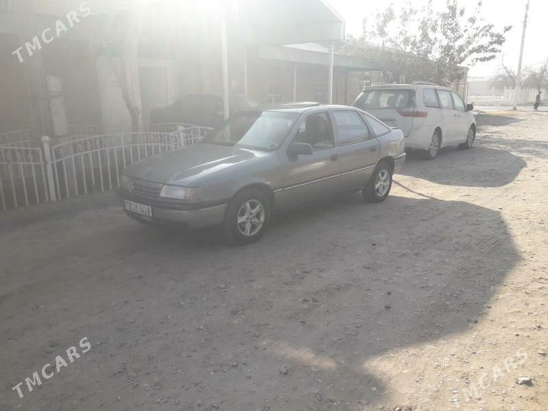 Opel Vectra 1992 - 26 000 TMT - Туркменабат - img 1