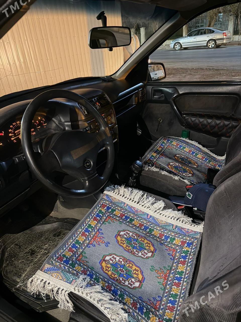 Opel Vectra 1992 - 40 000 TMT - Мары - img 7