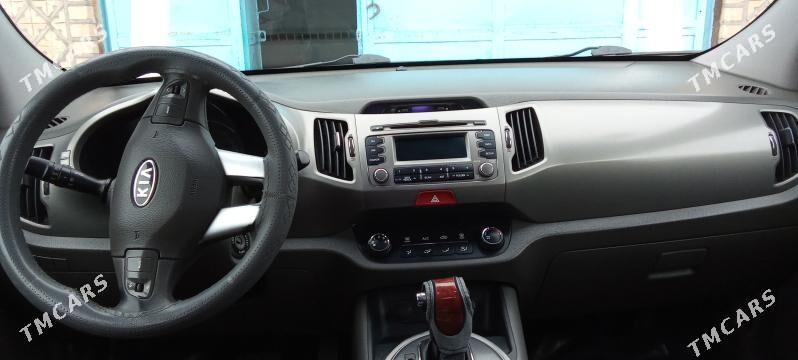 Kia Sportage 2010 - 190 000 TMT - Акдепе - img 7