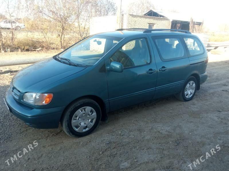 Toyota Sienna 2000 - 130 000 TMT - Murgap - img 2