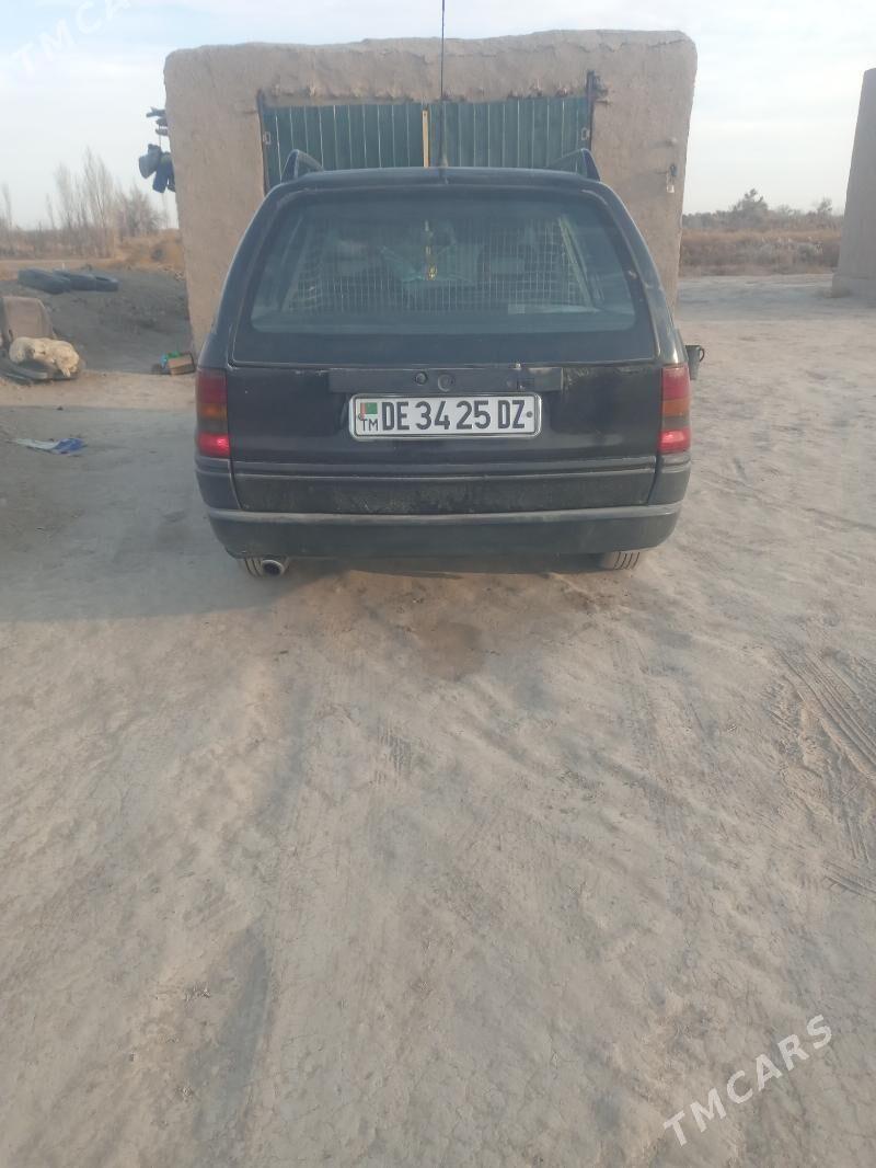Opel Astra 1994 - 45 000 TMT - Губадаг - img 5