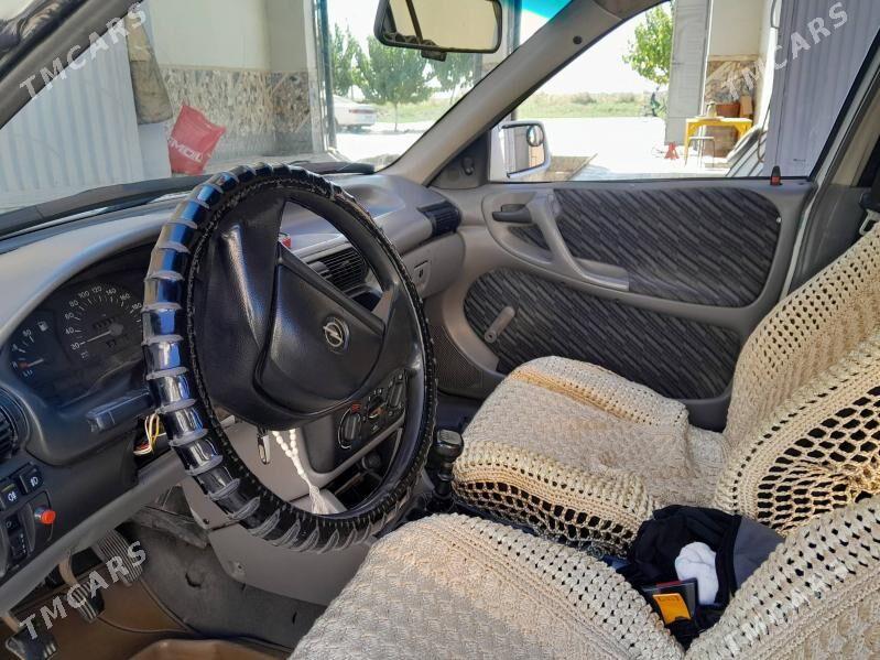 Opel Astra 1992 - 29 000 TMT - Мары - img 6