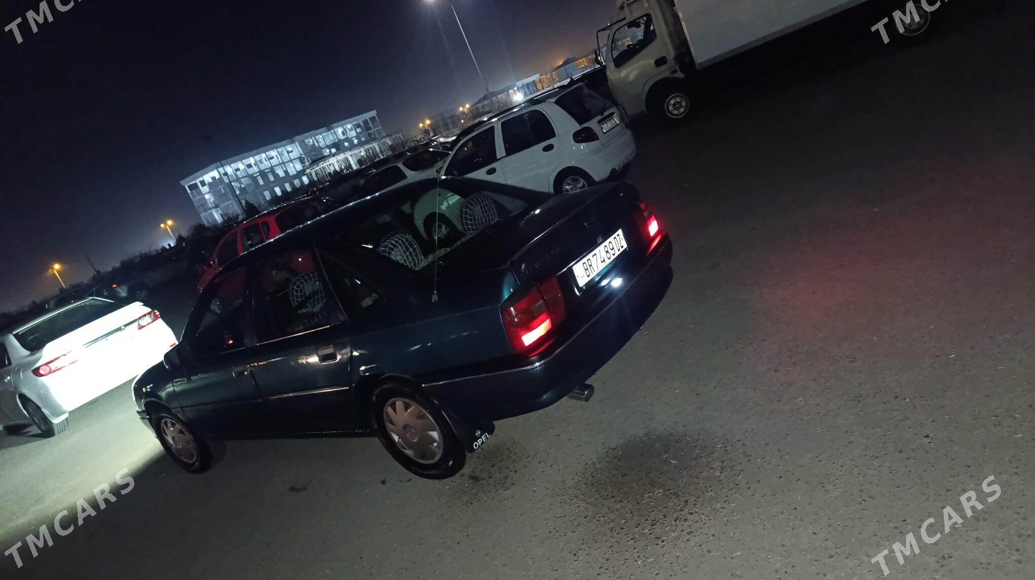 Opel Vectra 1994 - 48 000 TMT - Daşoguz - img 3