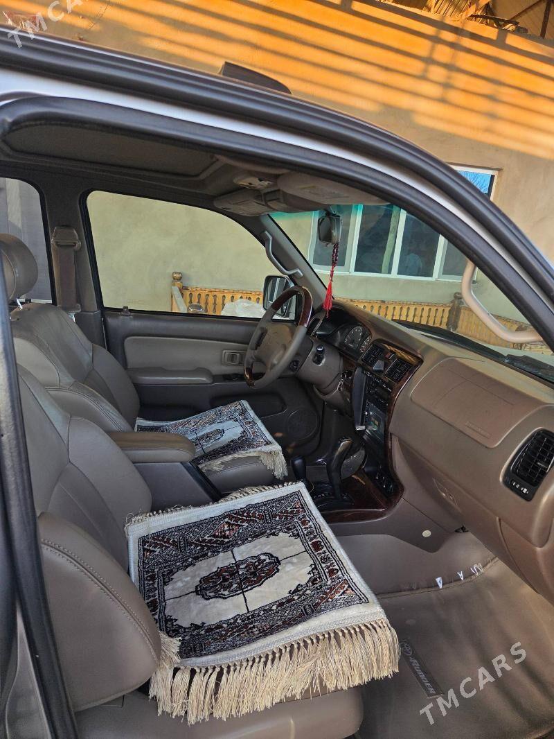 Toyota 4Runner 2002 - 180 000 TMT - Kaka - img 10