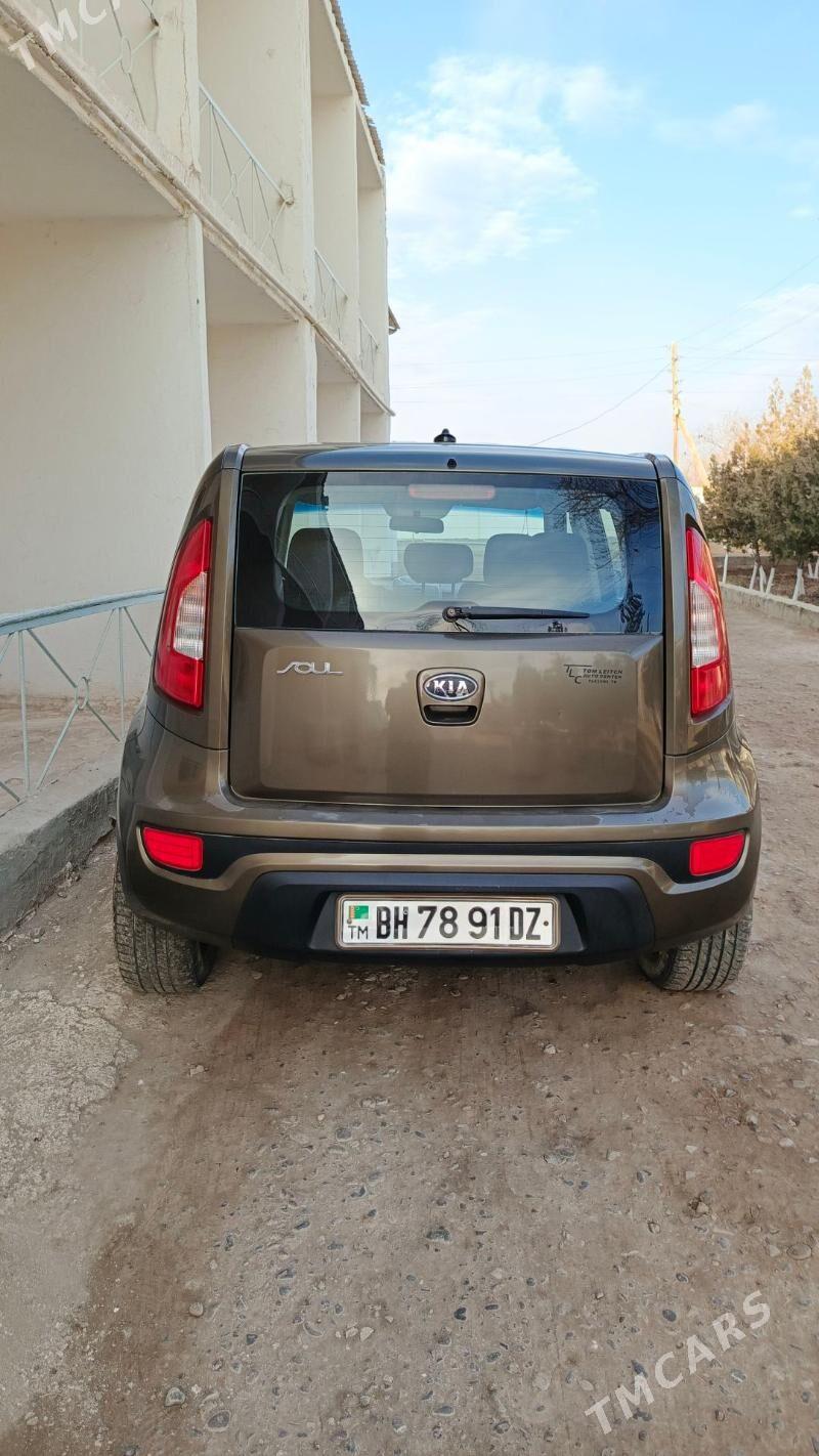 Kia Soul 2011 - 140 000 TMT - Дашогуз - img 2
