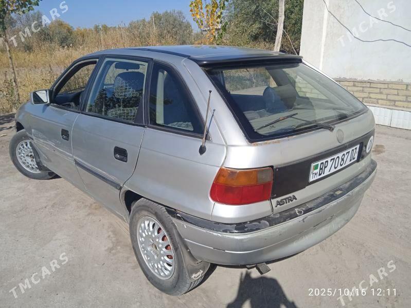 Opel Astra 1992 - 25 000 TMT - Губадаг - img 2