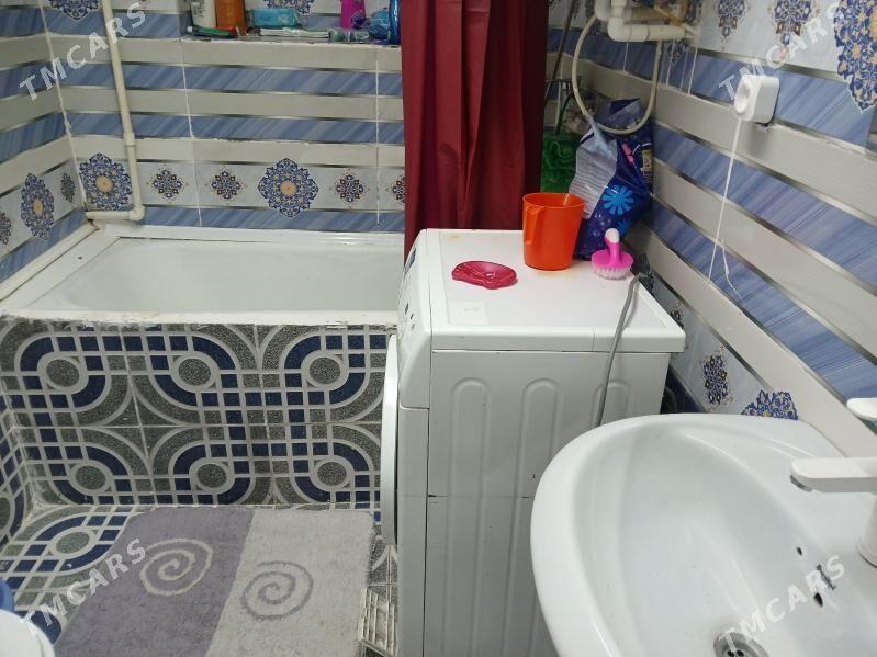 Atabaýewiň ugrynda - 2 мкр - img 2