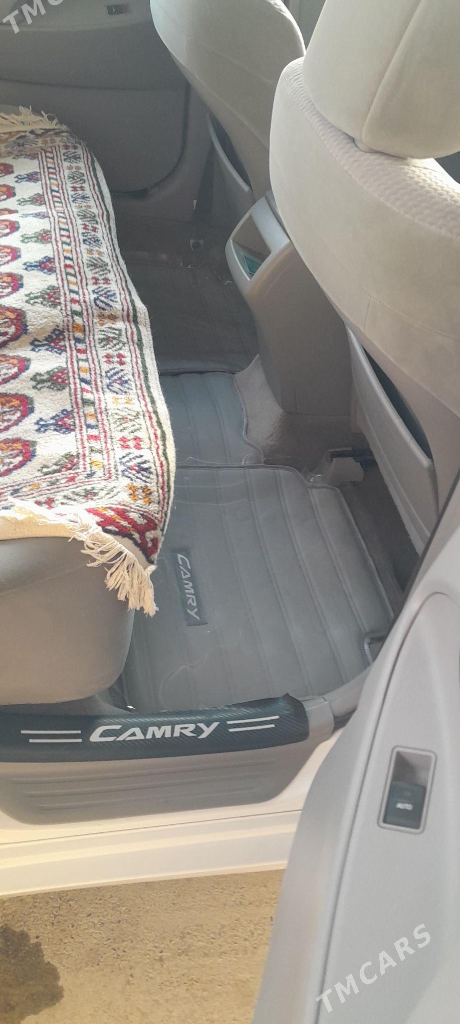 Toyota Camry 2010 - 200 000 TMT - Гёкдепе - img 6