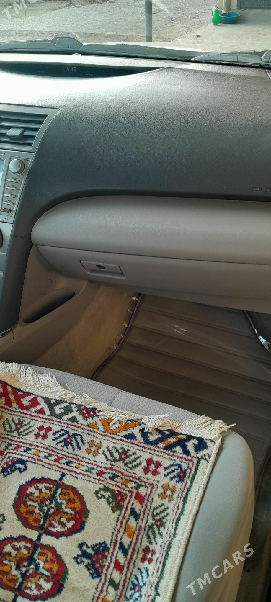 Toyota Camry 2010 - 200 000 TMT - Гёкдепе - img 7