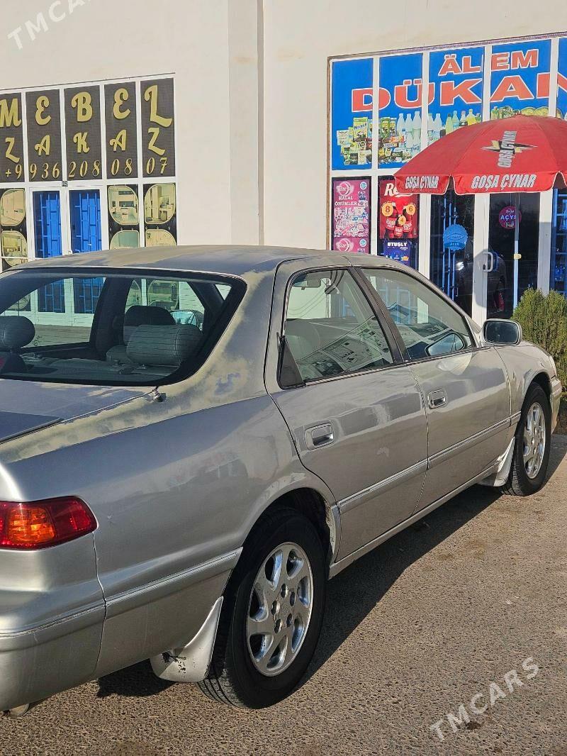 Toyota Camry 2000 - 140 000 TMT - Tejen - img 3