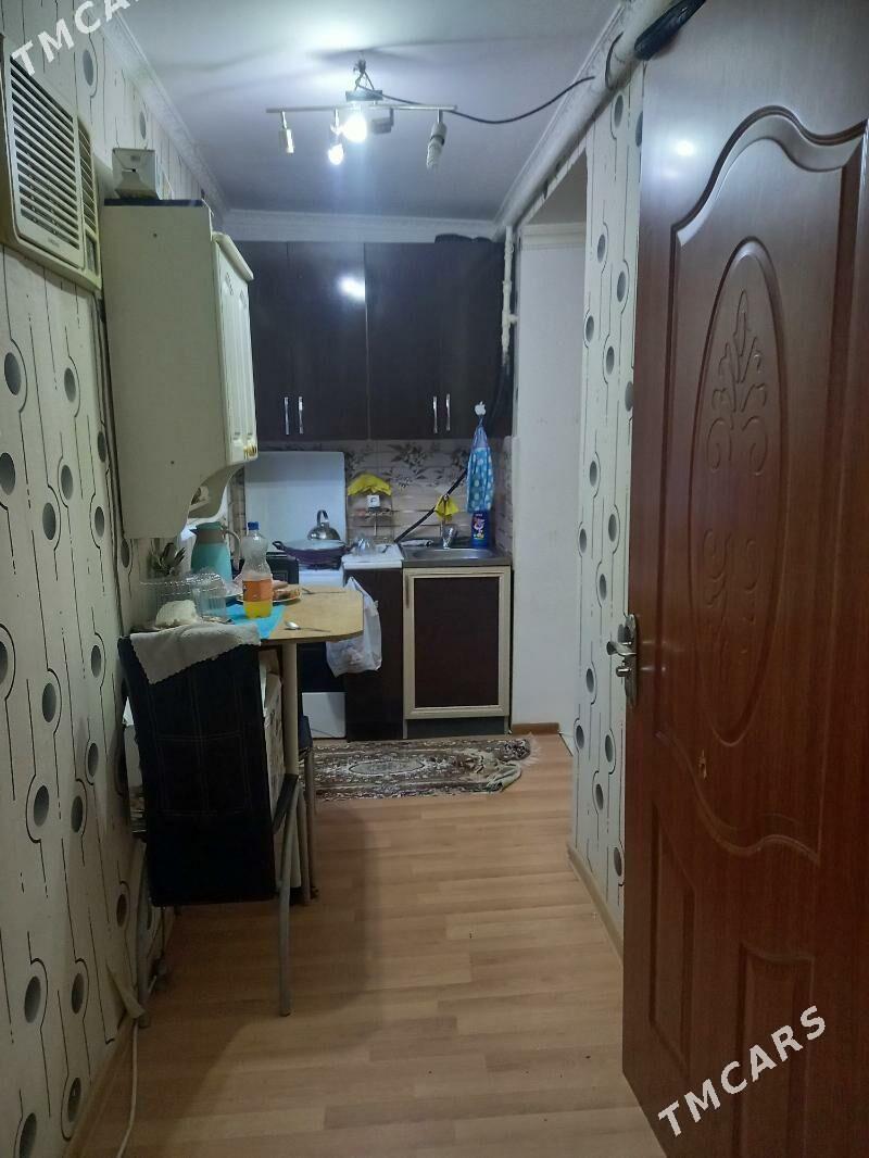 10 мкр 1в2 комнаты - Aşgabat - img 5