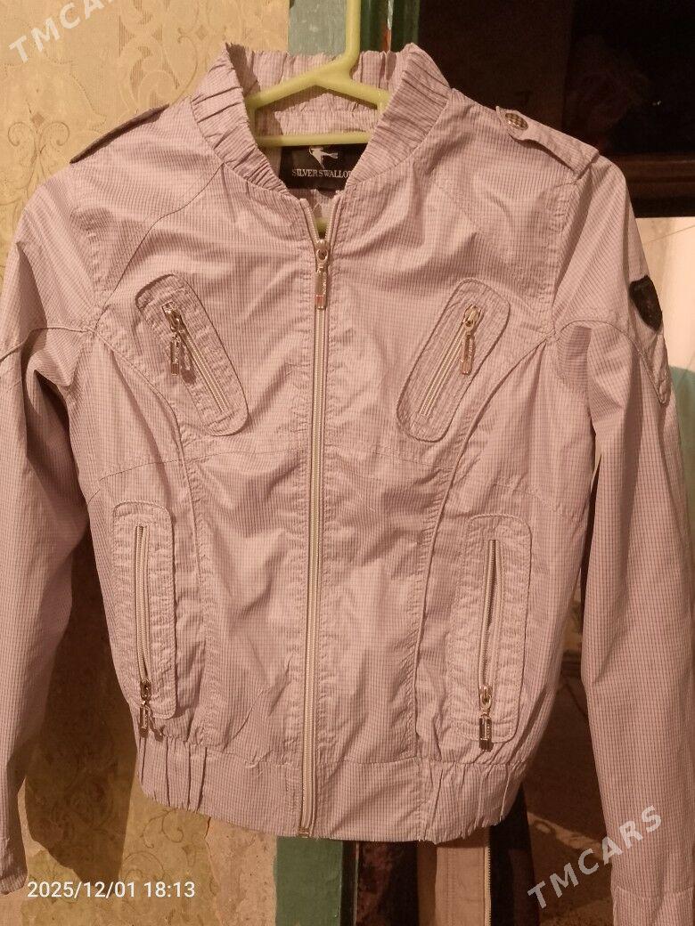 женская ветровку  М - Mary - img 2