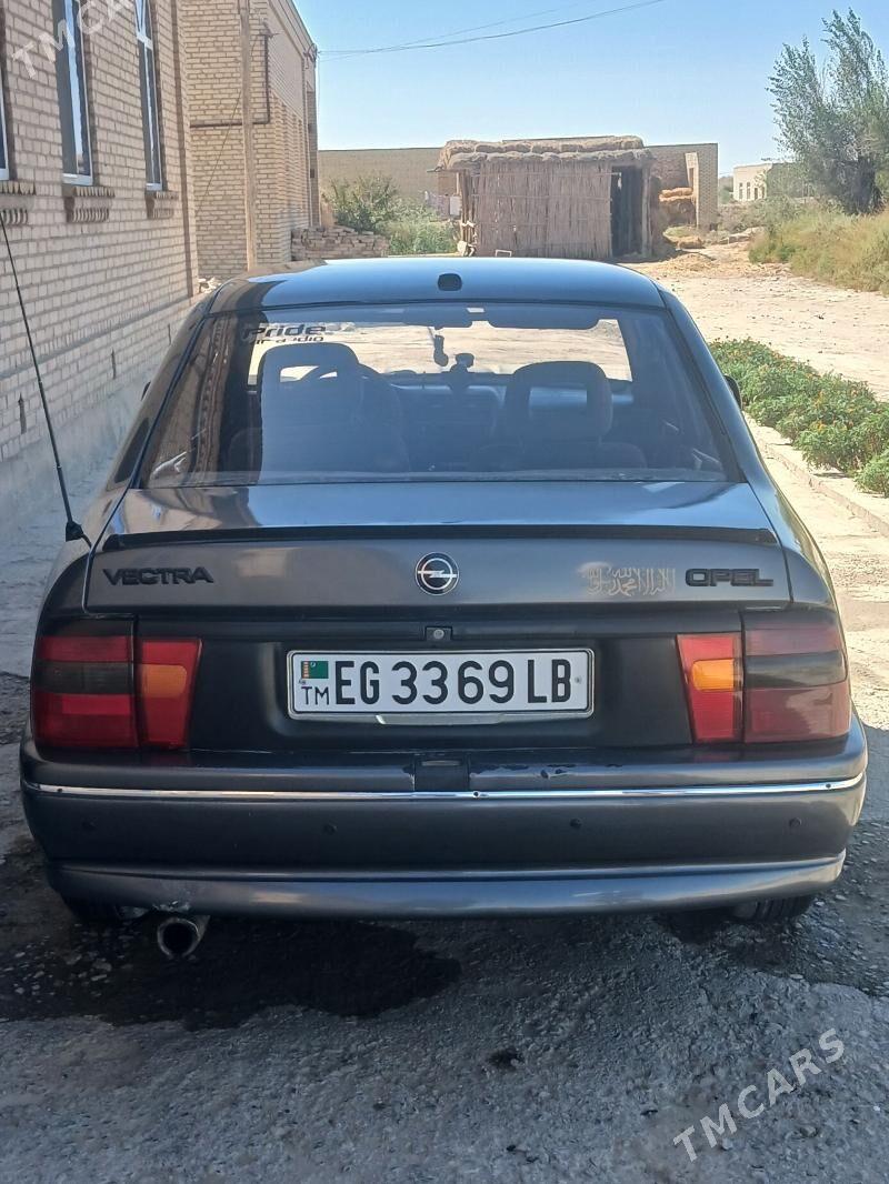 Opel Vectra 1992 - 32 000 TMT - Чарджоу - img 3