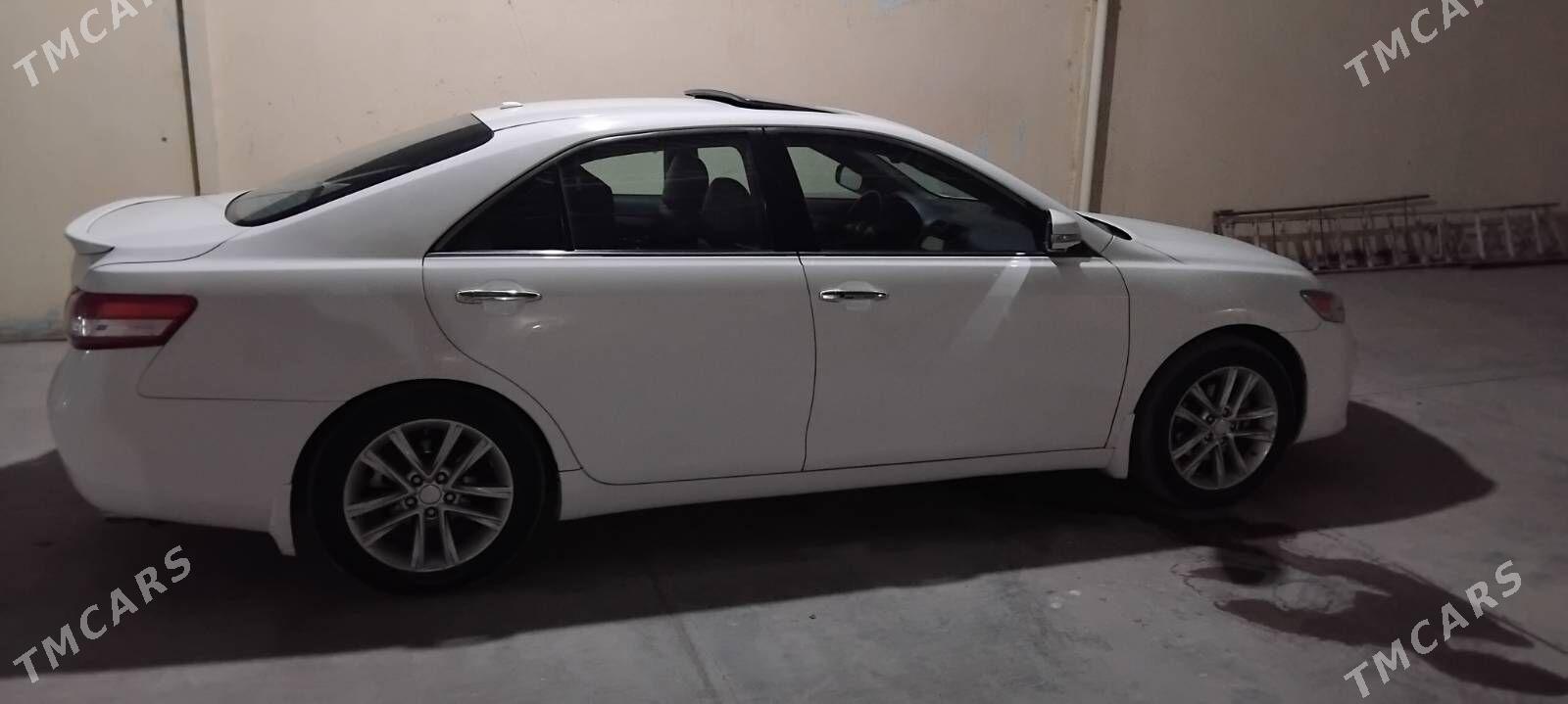 Toyota Camry 2010 - 210 000 TMT - Ашхабад - img 4