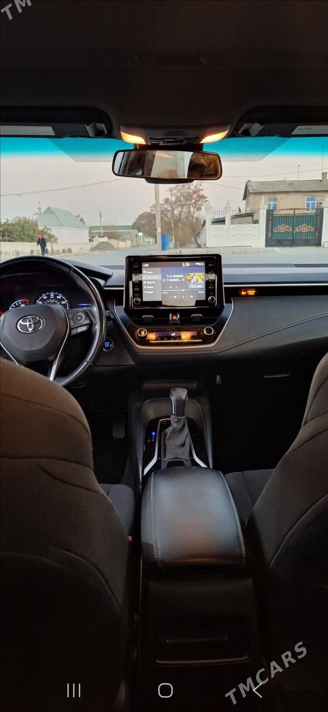 Toyota Corolla 2019 - 240 000 TMT - Гёкдепе - img 5