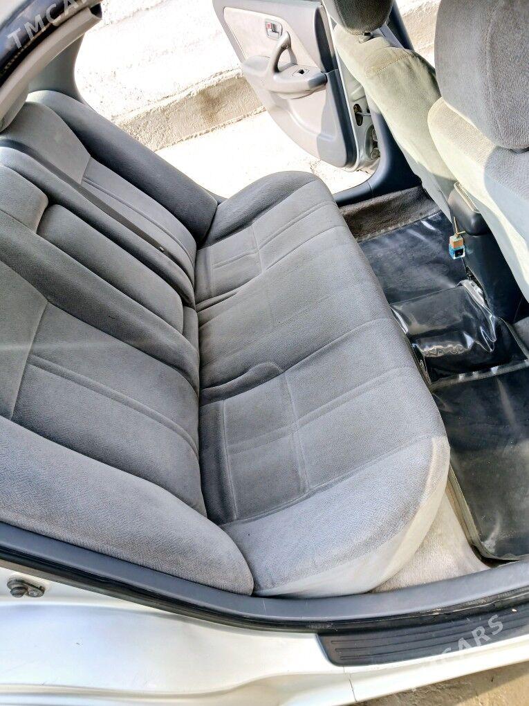 Toyota Camry 2001 - 134 000 TMT - Бахарден - img 7