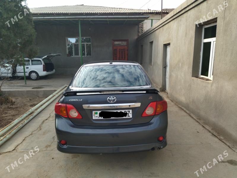 Toyota Corolla 2010 - 146 000 TMT - Дашогуз - img 5