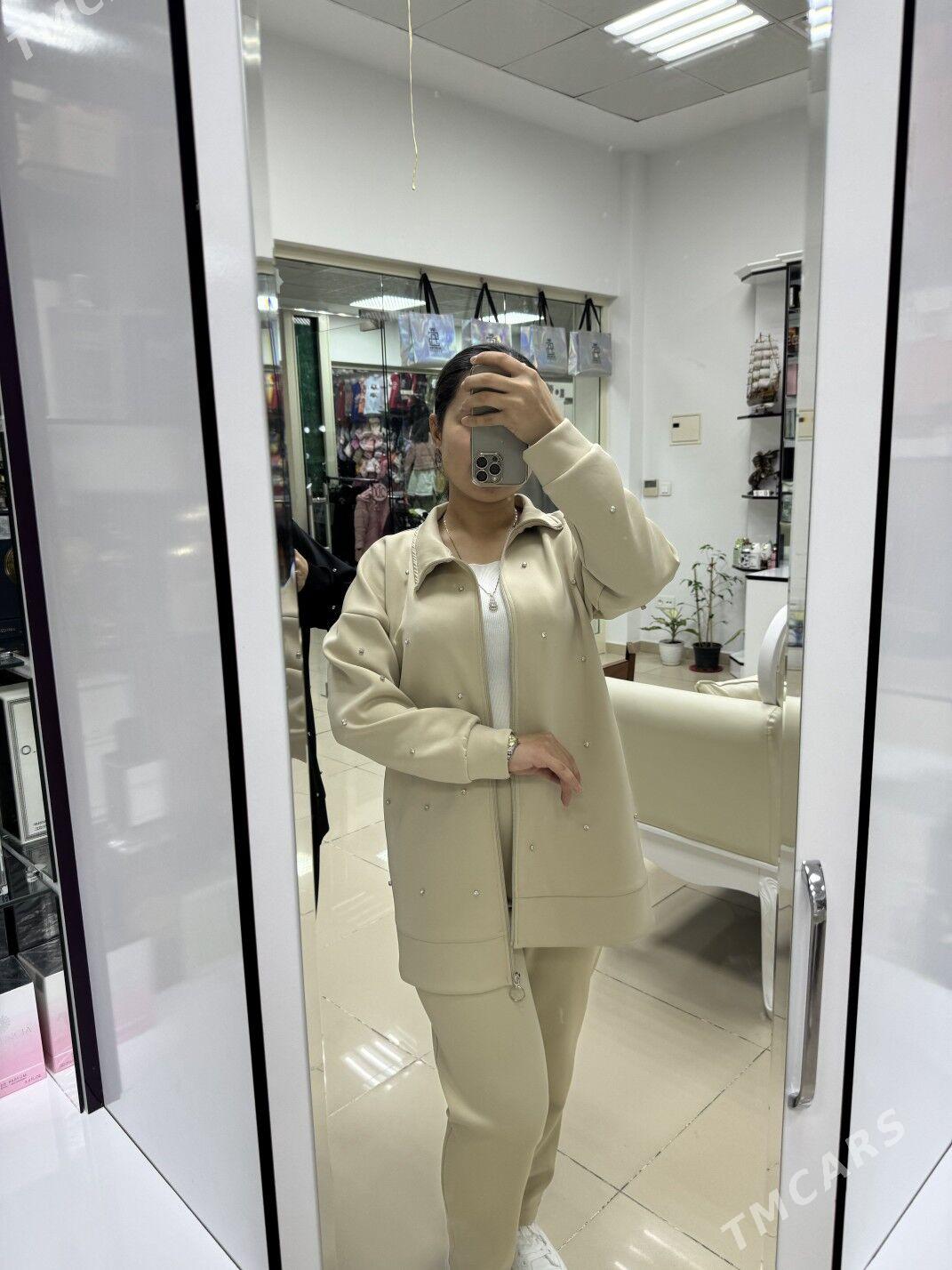 Спортивный костюм - 1 мкр - img 2