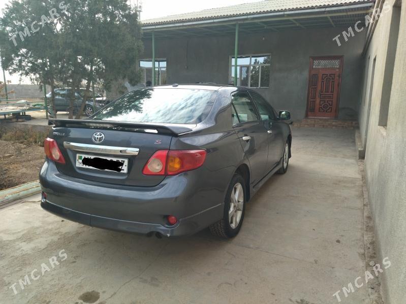 Toyota Corolla 2010 - 146 000 TMT - Дашогуз - img 4