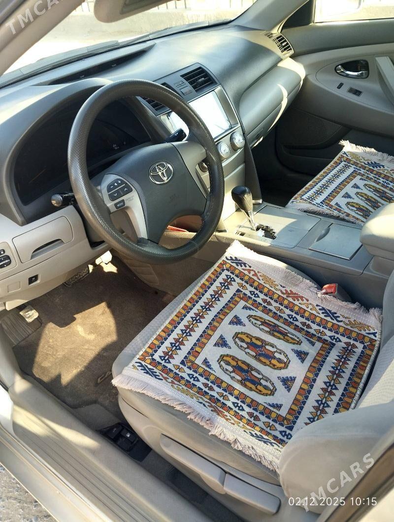 Toyota Camry 2011 - 218 000 TMT - Достлук - img 5