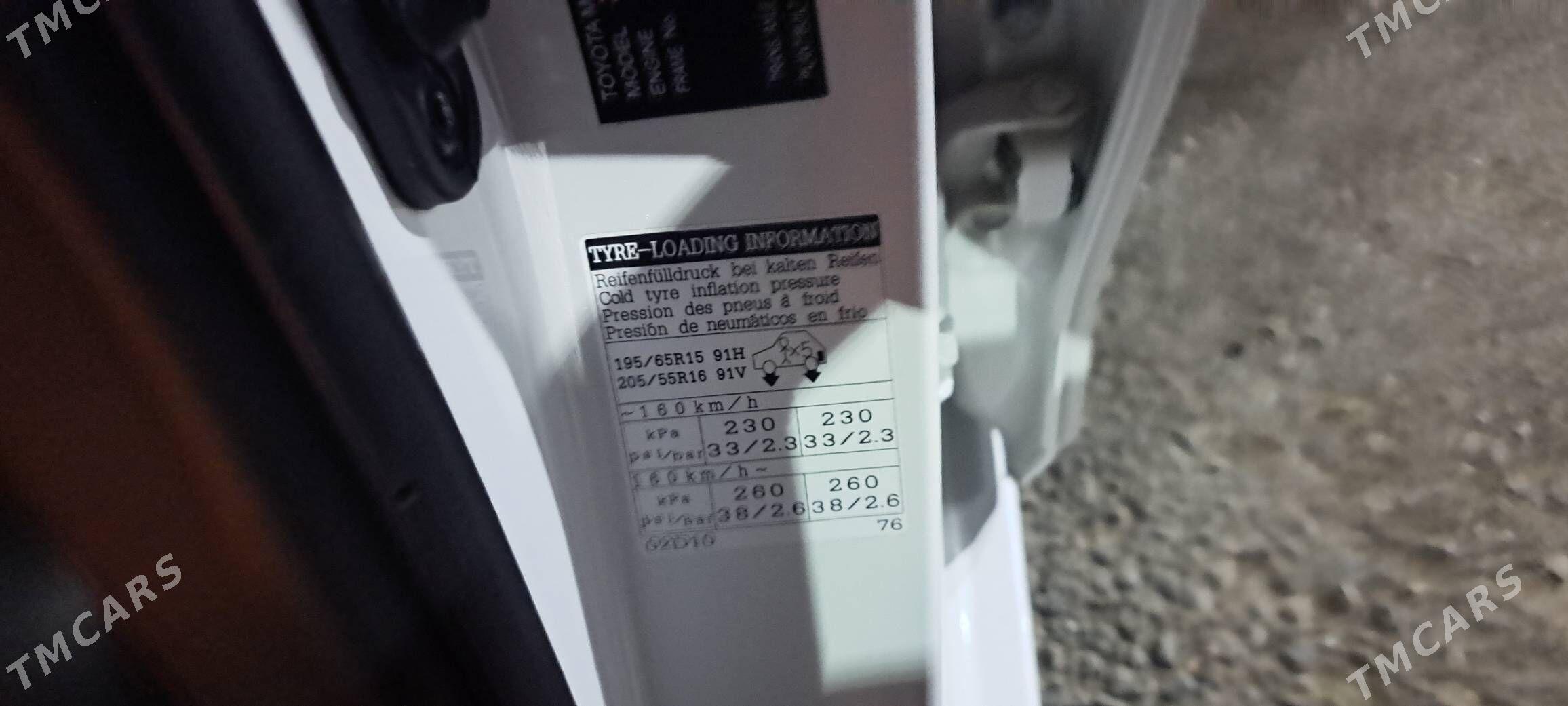 Toyota Corolla 2015 - 250 000 TMT - Aşgabat - img 8