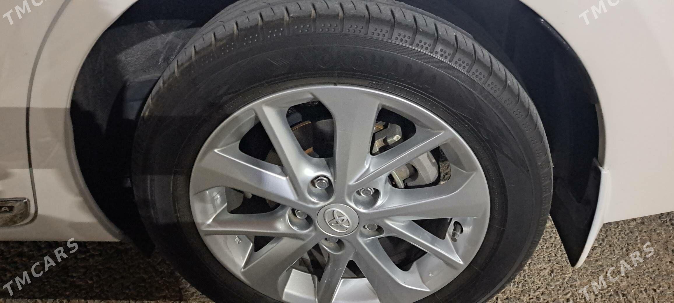 Toyota Corolla 2015 - 250 000 TMT - Aşgabat - img 9