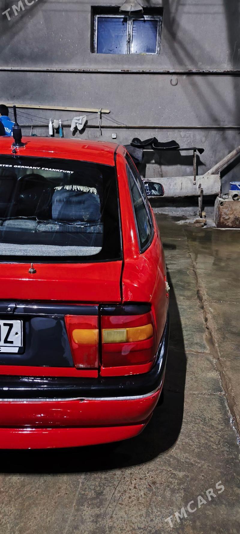 Opel Vectra 1994 - 25 000 TMT - Губадаг - img 1