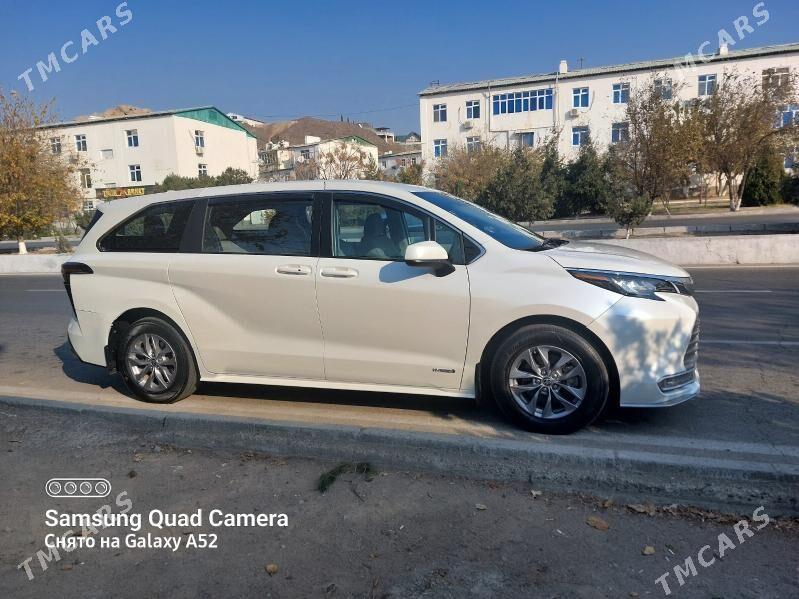 Toyota Sienna 2021 - 500 000 TMT - Türkmenbaşy - img 3