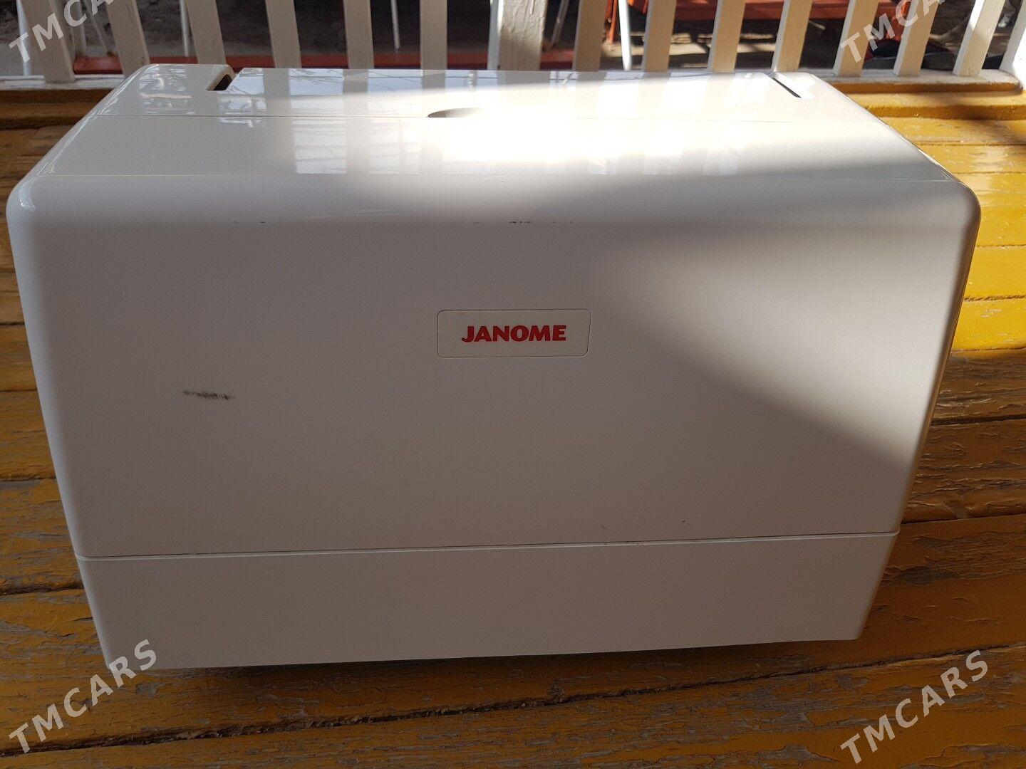 Bir iññeli  yaka  maşynka. - Türkmenabat - img 6