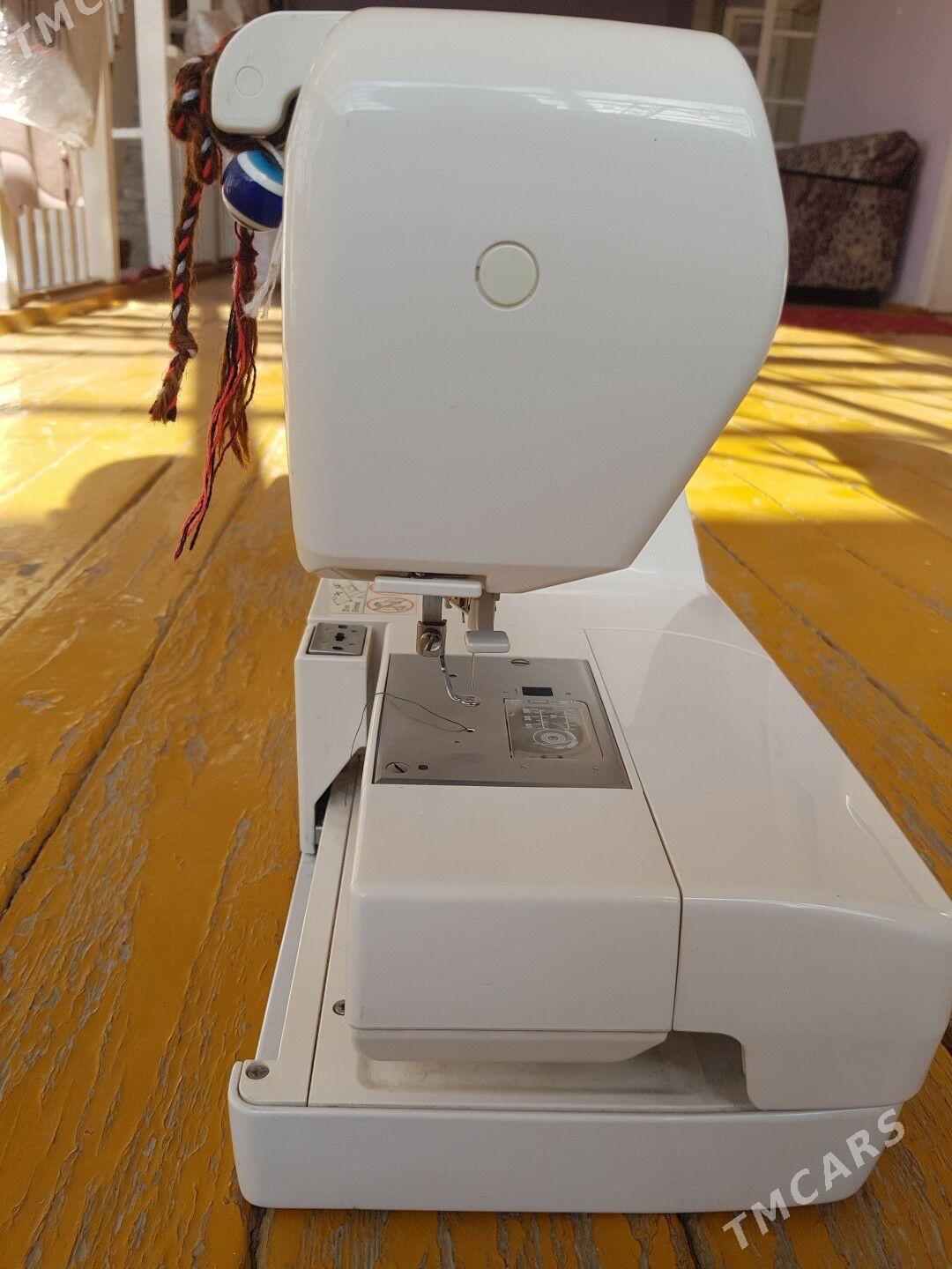 Bir iññeli  yaka  maşynka. - Türkmenabat - img 4