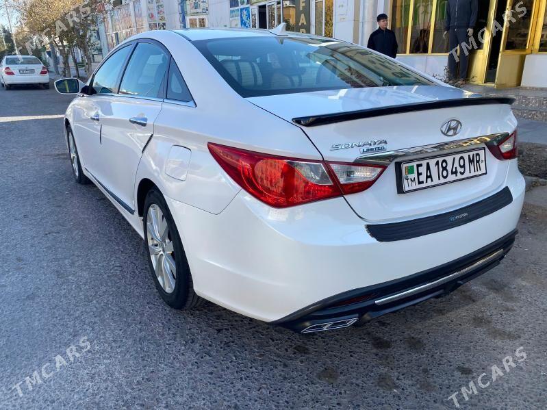 Hyundai Sonata 2010 - 150 000 TMT - Мары - img 4