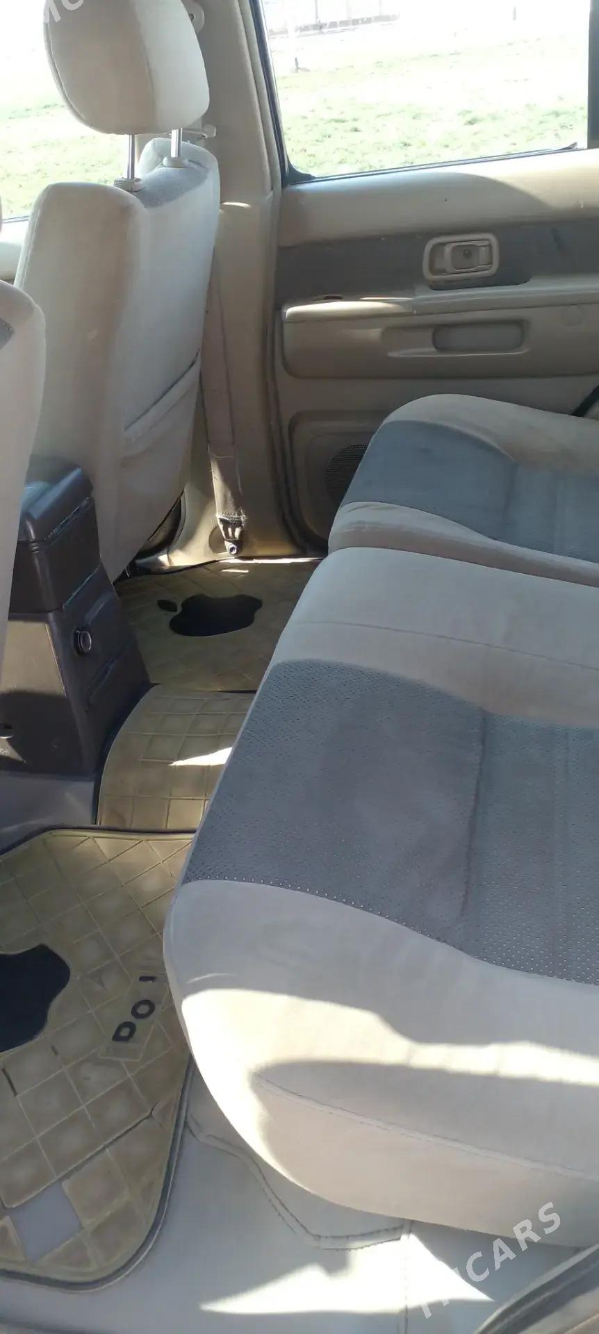 Nissan Pathfinder 1999 - 100 000 TMT - Çärjew - img 4