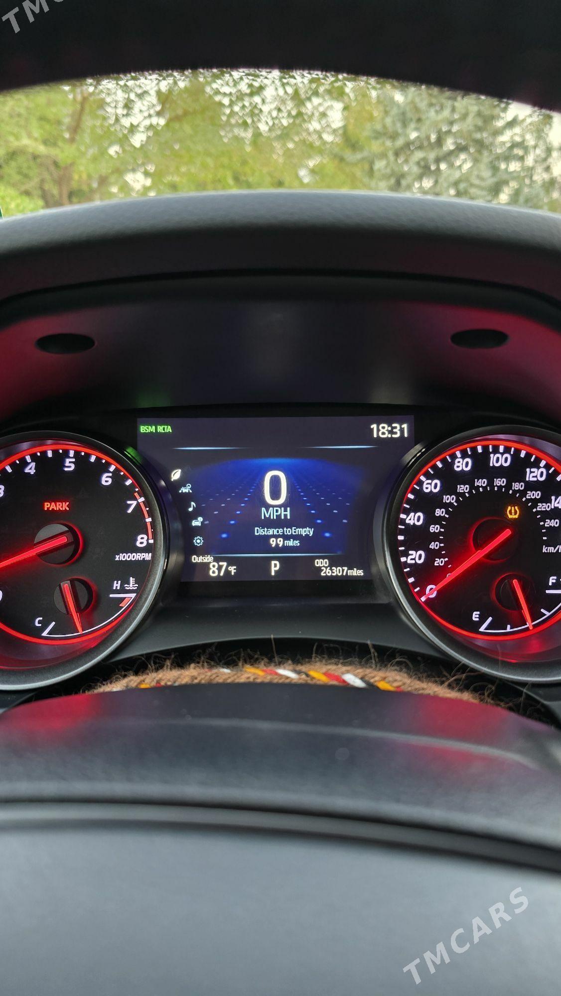 Toyota Camry 2022 - 485 000 TMT - Ашхабад - img 9