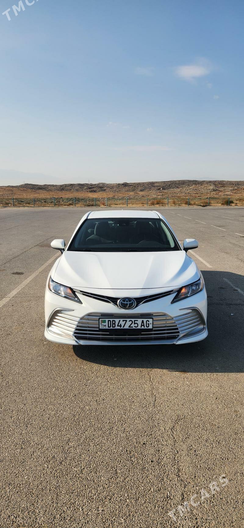Toyota Camry 2022 - 369 000 TMT - Ашхабад - img 1